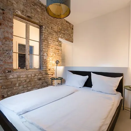 Loft In The Middle Of Lägenhet Berlin